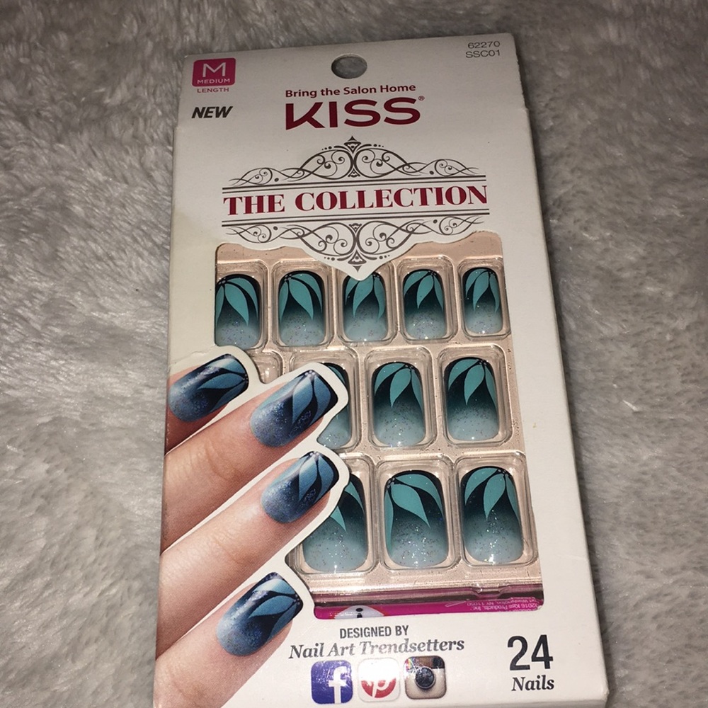 Kiss artificial nails
